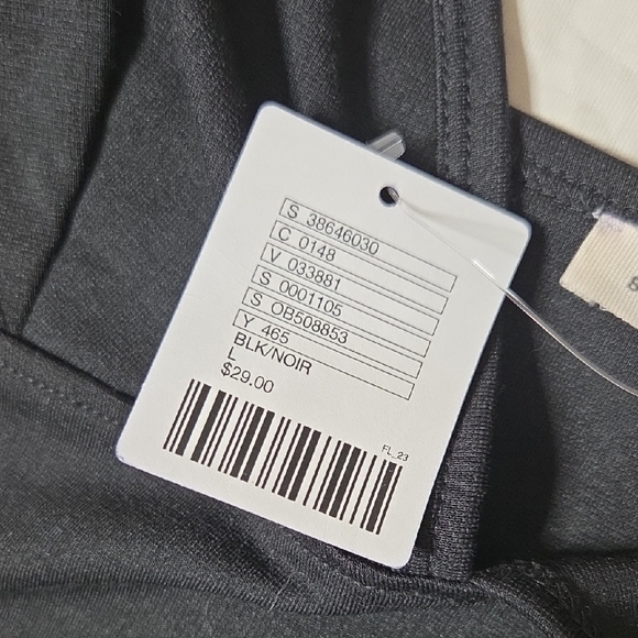 Silence + Noise Black V-Neck Crop Cami - Picture 3 of 7